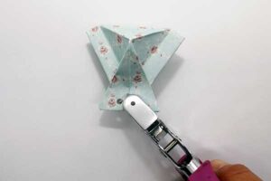 Marcapáginas caligrafiado artesanal caligrafía origami